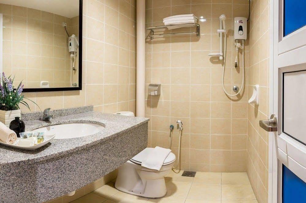 My Hotel בוקיט מרטג'אם מראה חיצוני תמונה